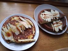 Omlet twarogowy jak sernik z dodatkiem gruszki :)