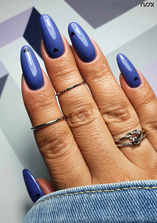 Mamy dla Was kolejną Walentynkową stylizację, tym razem w fioletowych barwach! Przed Wami Jagodowy Mus, ozdobiony serduszkami z Czarnej Perły! Jak Wam się podoba? 