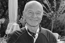 :( [*] żegnaj Panie Pazdzioch.