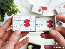 Tutorial ukazujący sposób wykonania ślicznej walentynki z wykorzystaniem pudełka po zapałkach ;)