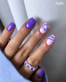 Czy to już czas na fiolety? Jak najbardziej, zwłaszcza tak efektowne jak 1705 Ametyst naszej marki! Jak Wam się podoba w połączeniu z wzorkami wykonanymi na podkładzie z 3806 Lu...