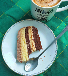 Lubisz słodkości, ale jesteś na diecie?
Zapraszam na 3 razy bez!
Tort: 
BEZ CUKRU
BEZ GLUTENU
BEZ MLEKA :)