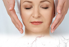 Masz problem z pękającymi naczynkami na skórze twarzy? Sprawdź zabieg na rozszerzone naczynka, który znajduje się w katalogu usługowym marki Dr Irena Eris.