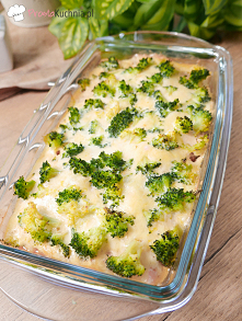 Filet z kurczaka zapiekany z serem i brokułem