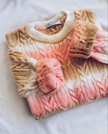 Sweter dostępny na Vinted: zalukaj123 
#sweter#zima#zakupy#fashion