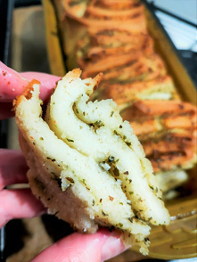 Przepis na chlebek czosnkowo-ziołowy bezglutenowy. Kto chce, kto chce... niech wbija na bloga :)