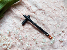 cudowna kredka do oczu od NYX. KLIK na zdjęcie