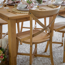 Woskowane meble do jadalni. Drewniane krzesła wykończone woskiem. Producent mebli kuchennych. meble-woskowane.com.pl
#meble #design #wnetrza #wystrojwnetrz #aranzacjewnetrz #krz...