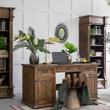 Drewniane biurko do domu