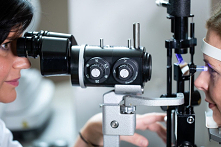 Jeżeli chcesz wykonać profesjonalne badanie OCT Kraków jest miastem, w którym wykonasz je w specjalistycznej klinice okulistycznej Delavi. Umów się na badanie i przekonaj się, ż...