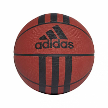 Piłki do kosza mogą się znacznie różnić w zależności czy grasz na hali czy na betonie. Sprawdź szeroki wybór na stronie internetowej już teaz!