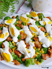 Sałatka z brokułem