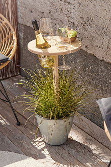 Zrób sam stolik do wina, majstruj z Yvonne, Yvonne majsterkuje przy stoliku do wina, Zrób to sam, zrób to sam Kilka tygodni temu wpadłem na pomysł składanego stolika do wina i o...